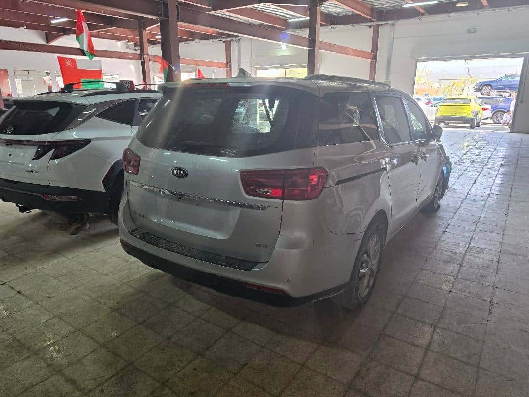 KIA SEDONA 2020 thumbnail 1