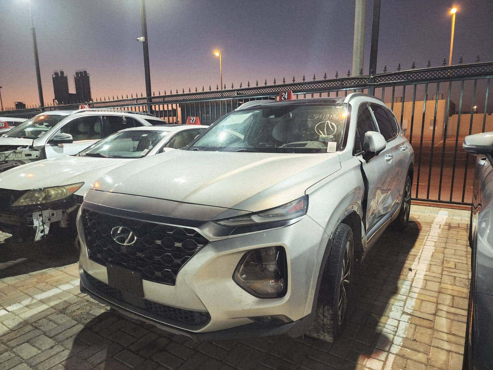 HYUNDAI SANTA FE LIMITED 2019 thumbnail 1