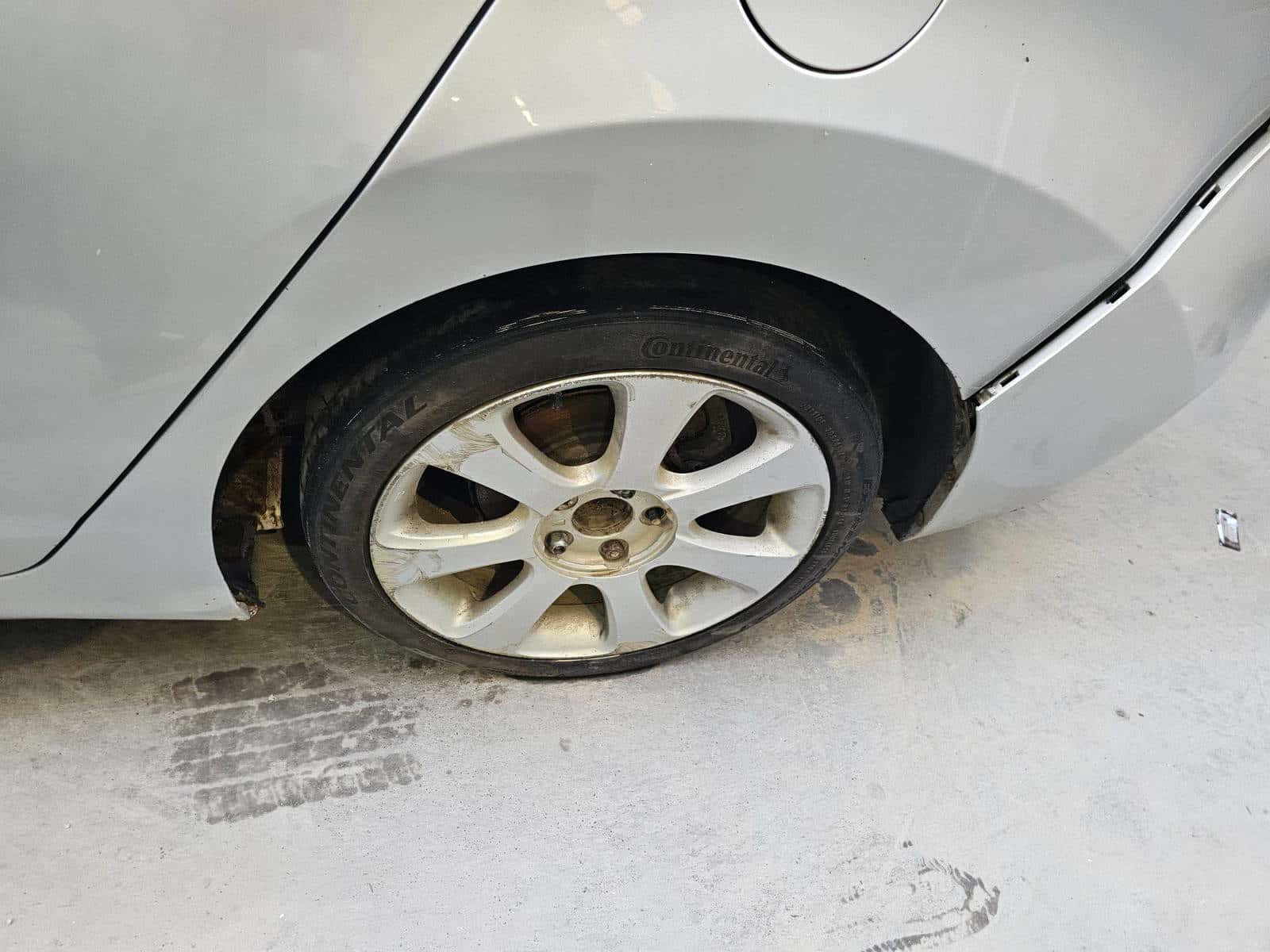 HYUNDAI ELANTRA 2013 thumbnail 5