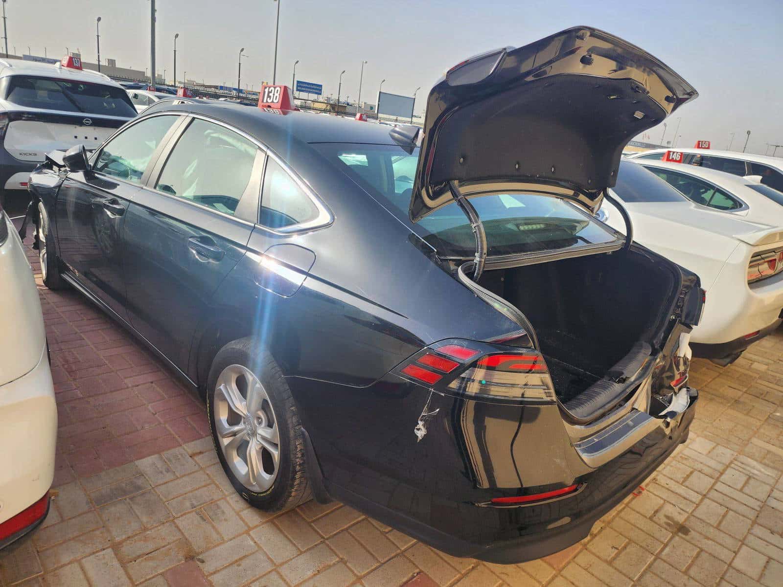 HONDA ACCORD 2023 thumbnail 5