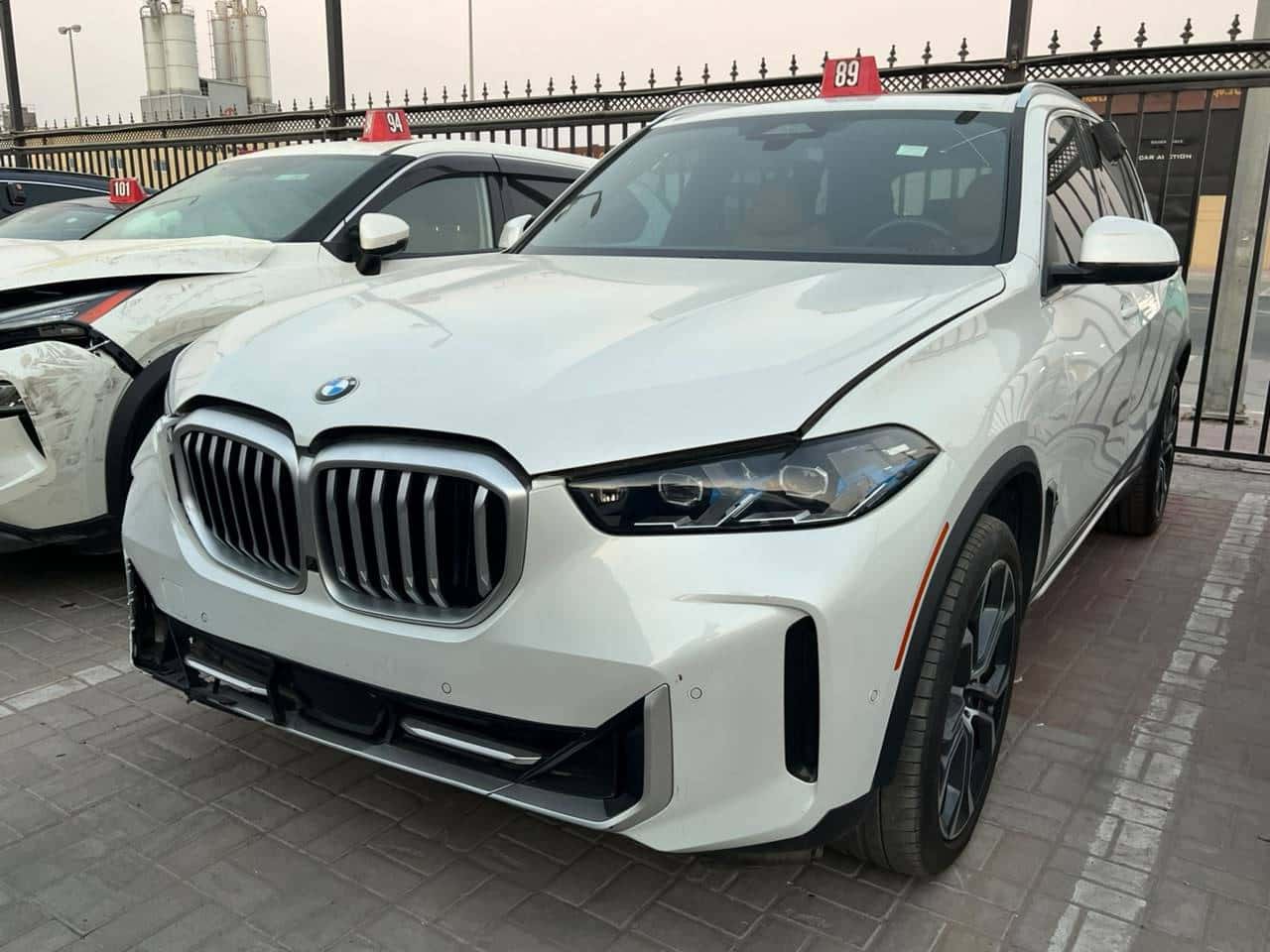 BMW X5 2024 thumbnail 1