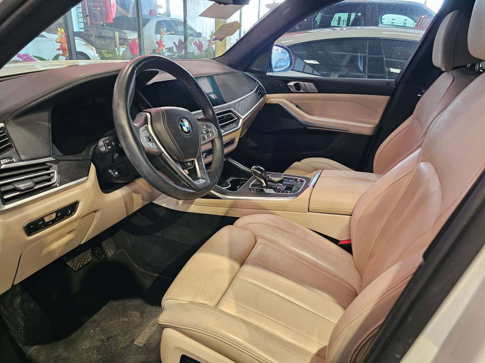 BMW X7 XDRIVE40I 2021 thumbnail 6
