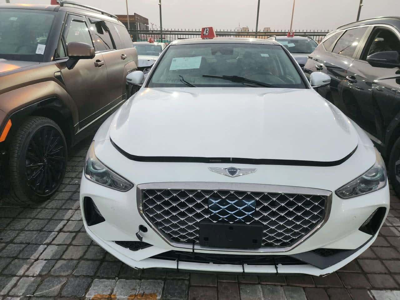 Genesis G70 2020 thumbnail 3