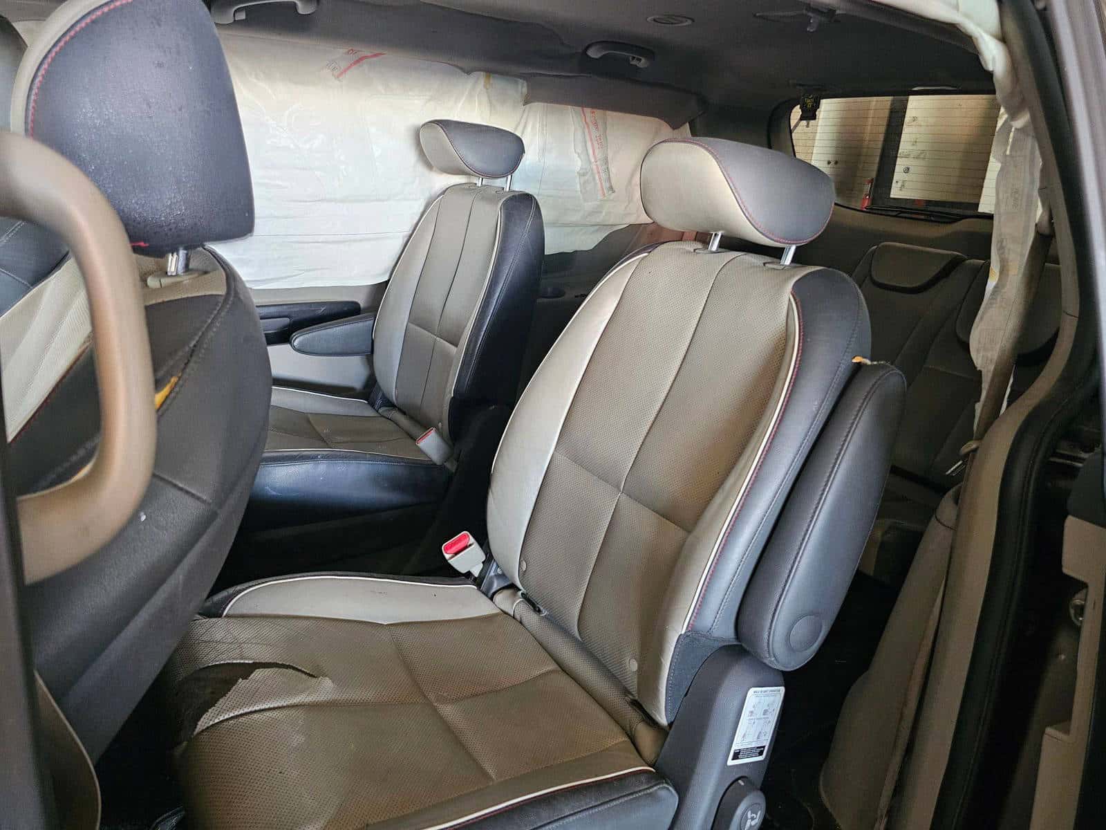 KIA SEDONA 2016 thumbnail 6
