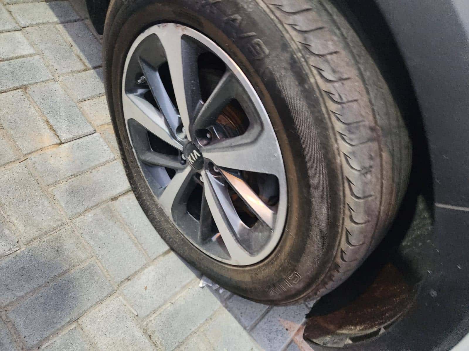 Kia Sorento 2019 thumbnail 4