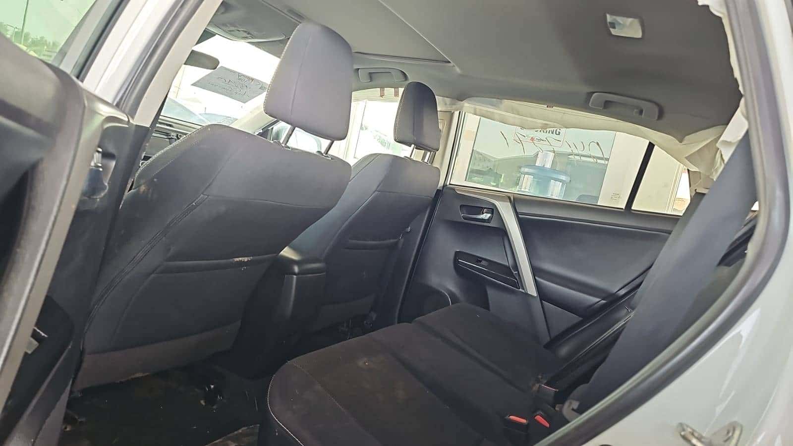 Toyota RAV4 2018 thumbnail 6
