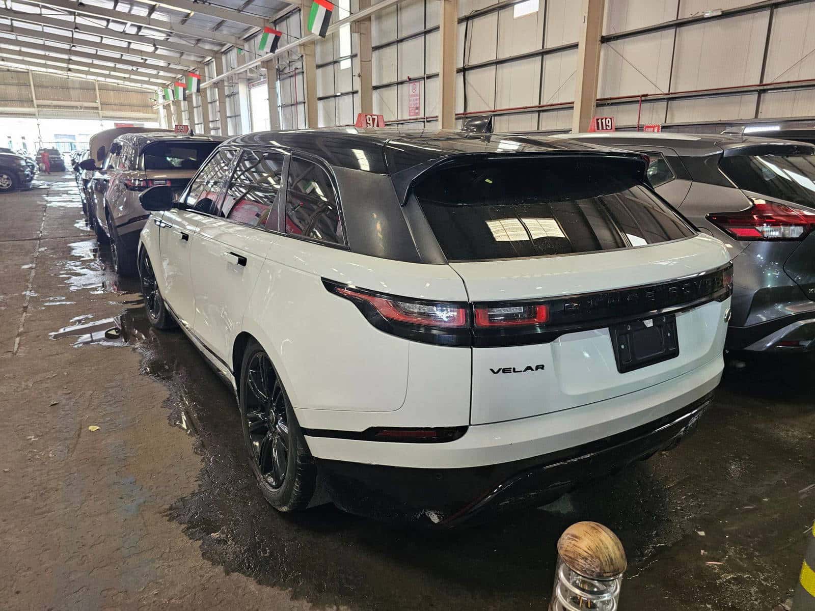 LAND ROVER RANGE ROVER VELAR R-DYNAMIC S - Exterior
