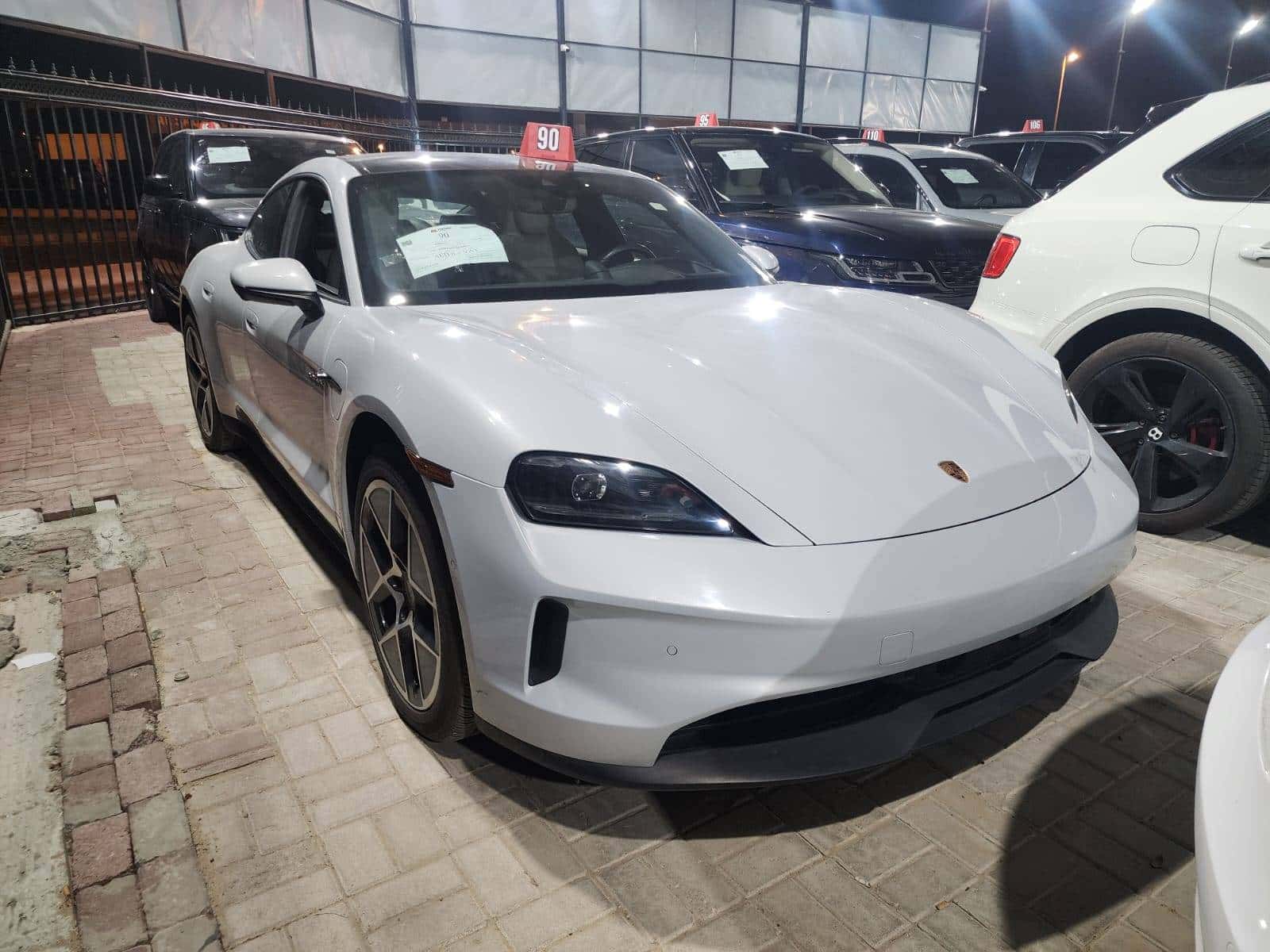 PORSCHE TAYCAN - Exterior