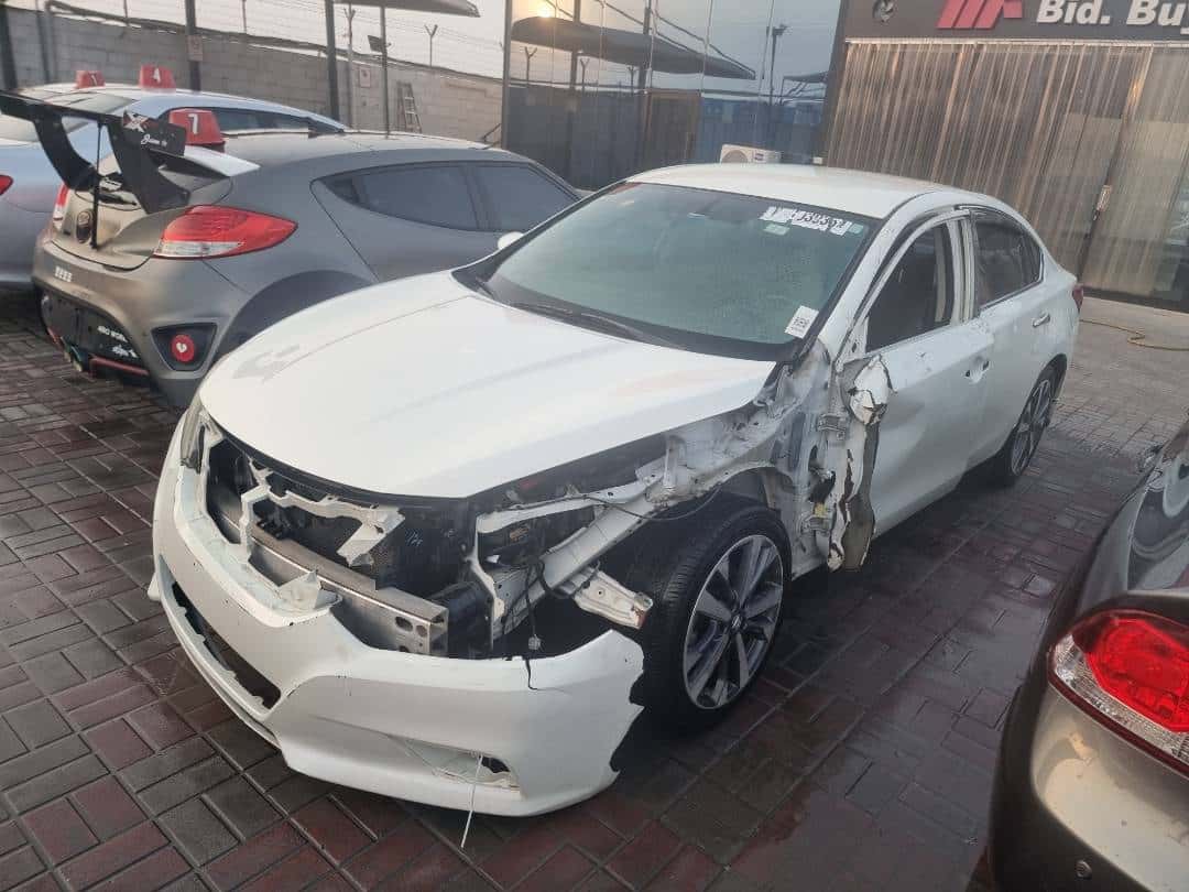 Nissan Altima 2016 thumbnail 2