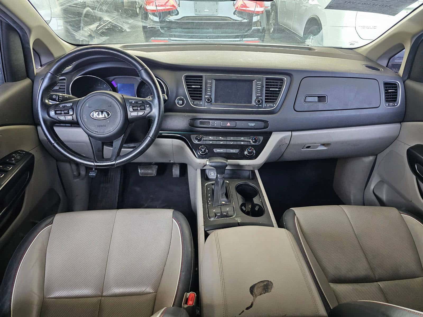 KIA SEDONA 2017 thumbnail 6