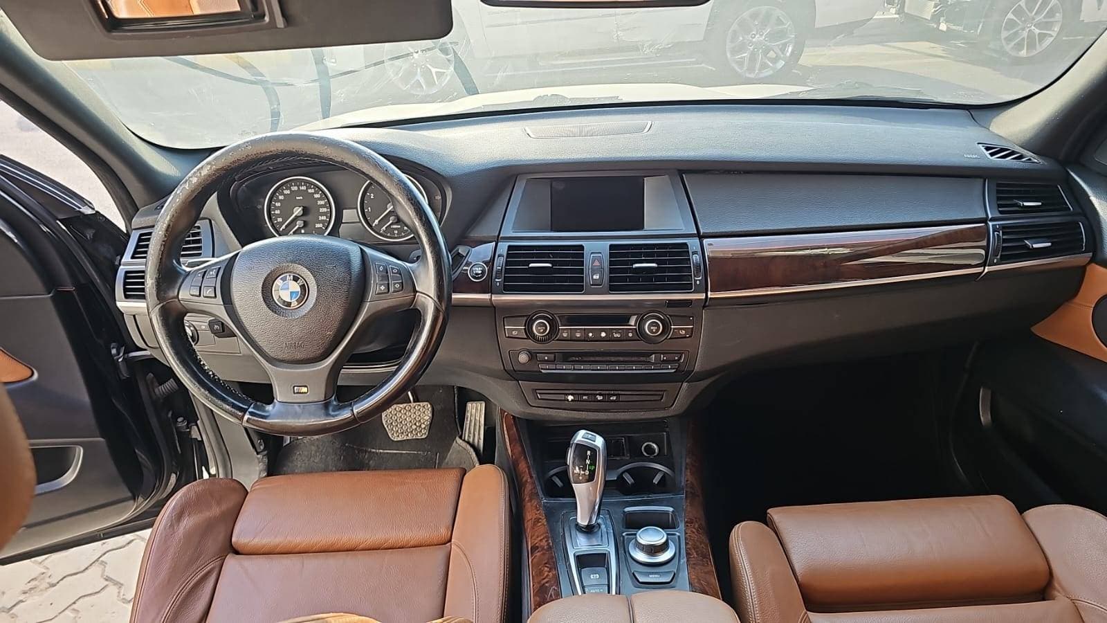 BMW X 5 2009 view 9