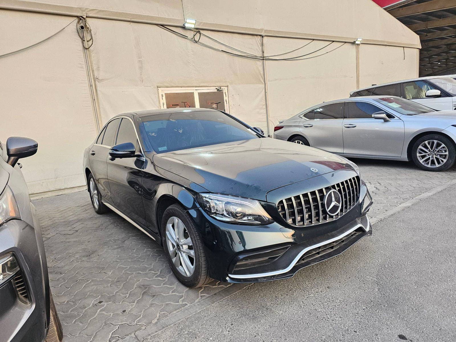 MERCEDES BENZ C300 2019 view 2