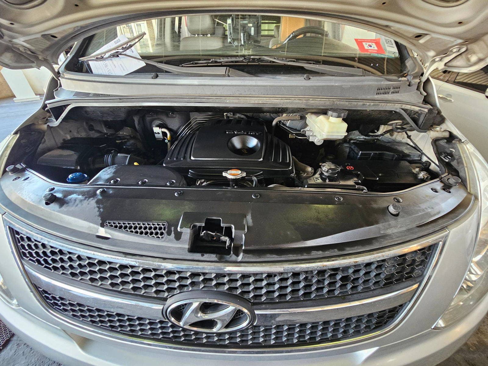 HYUNDAI GRAND STAREX 2010 view 9