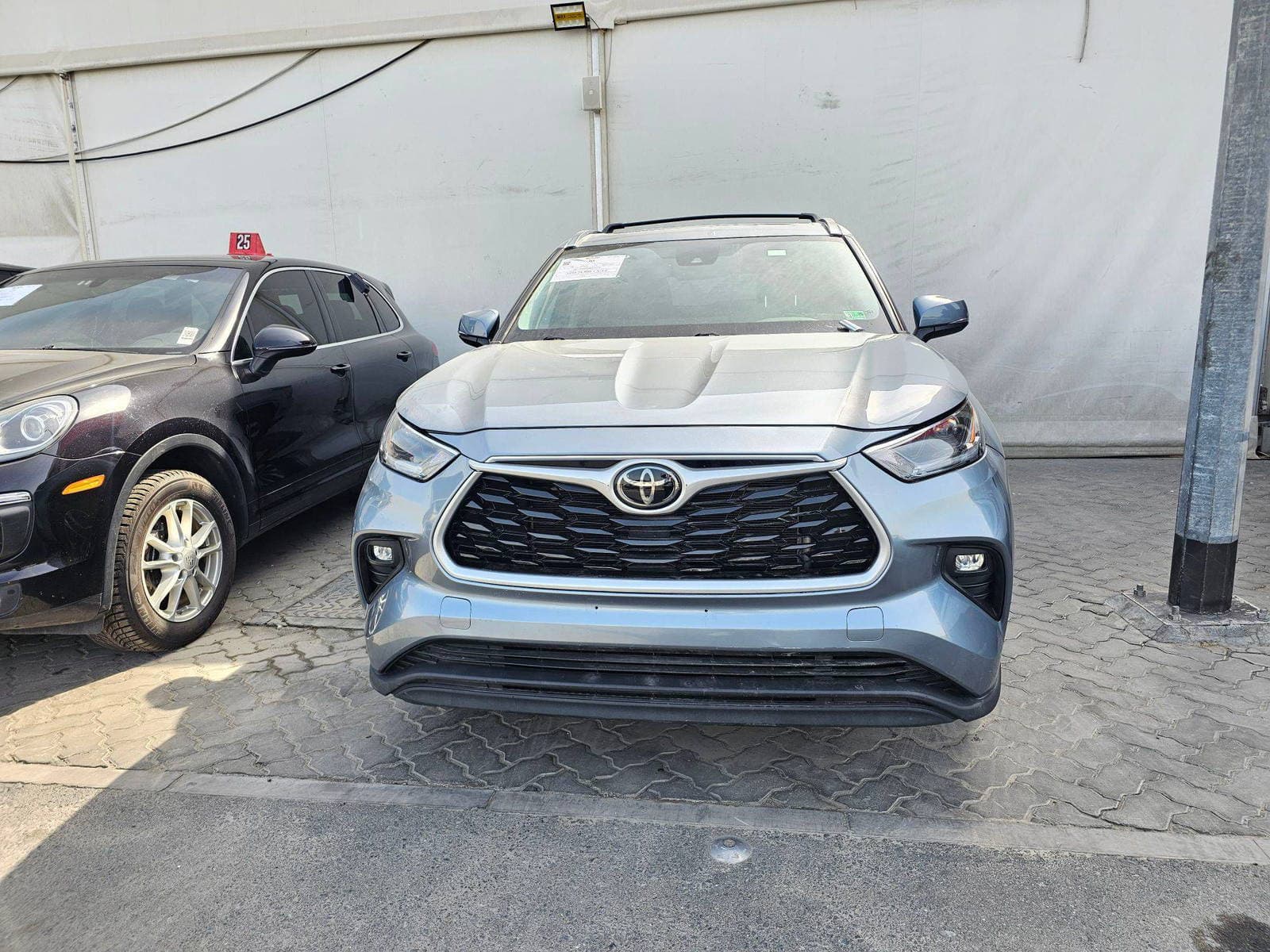 TOYOTA HIGHLANDER - Exterior