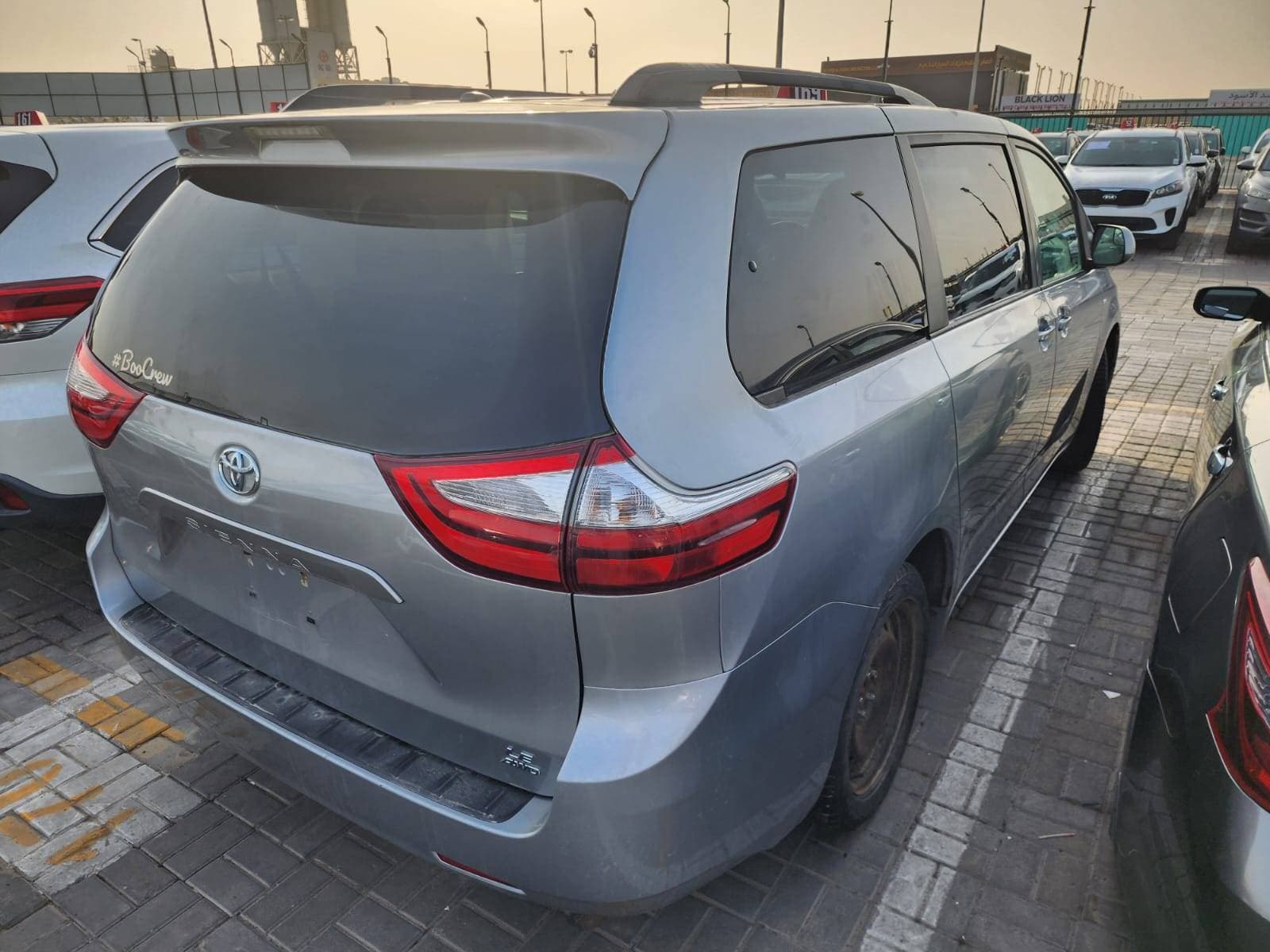 TOYOTA SIENNA 2016 vehicle photo