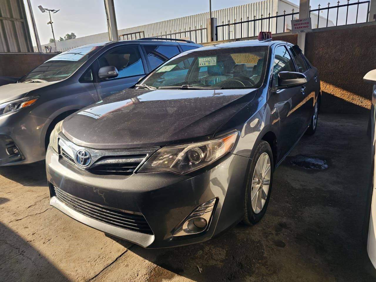 TOYOTA CAMRY 2012 vehicle photo