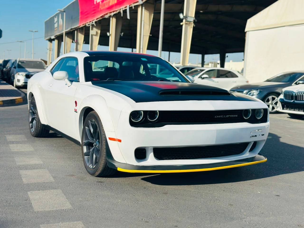 DODGE CHALLENGER 2021 vehicle photo