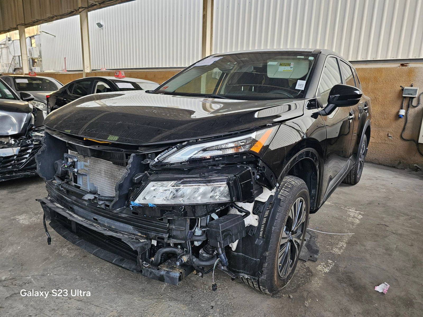 NISSAN ROGUE 2023 view 2