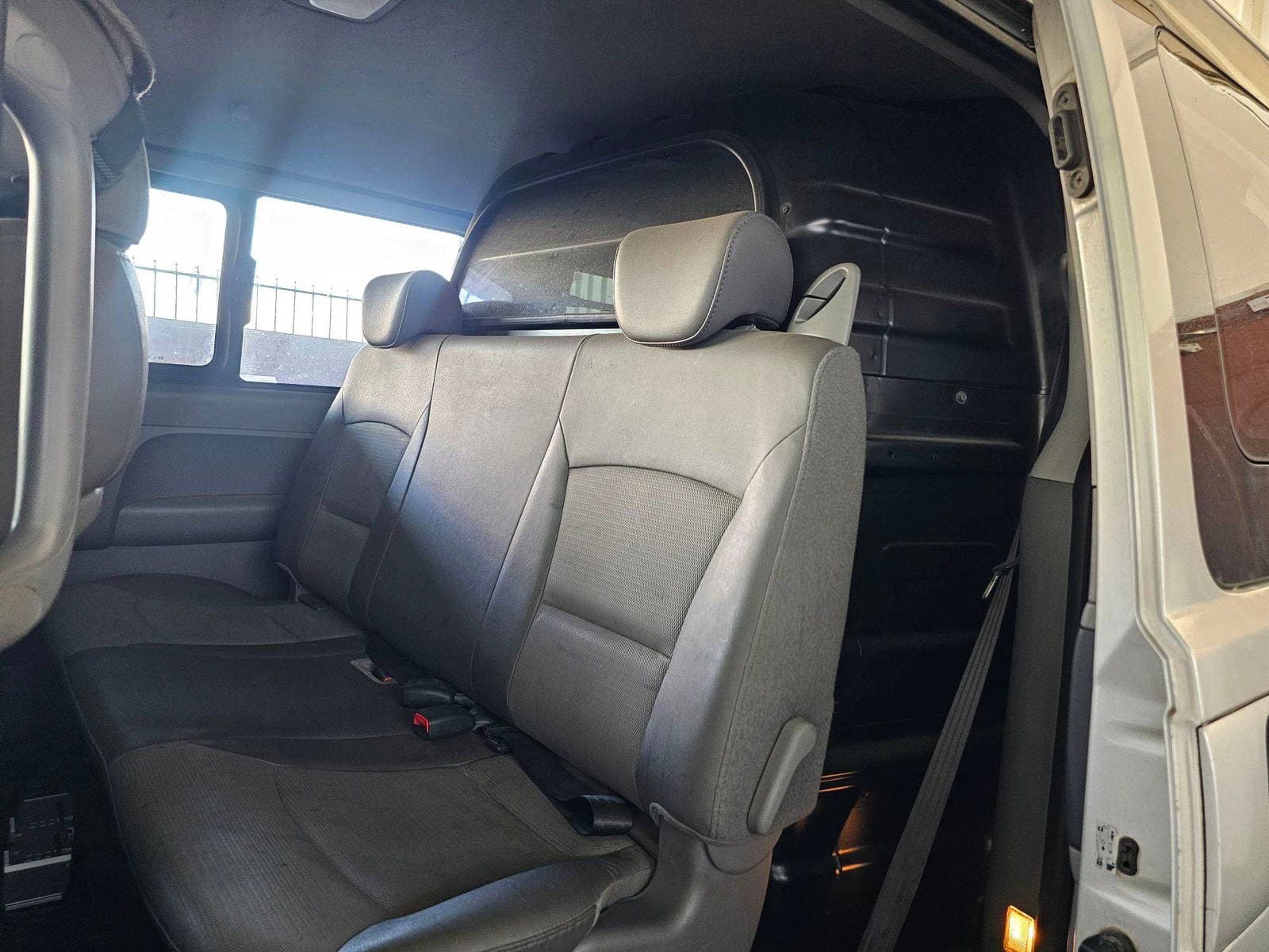 HYUNDAI GRAND STAREX 2010 view 6