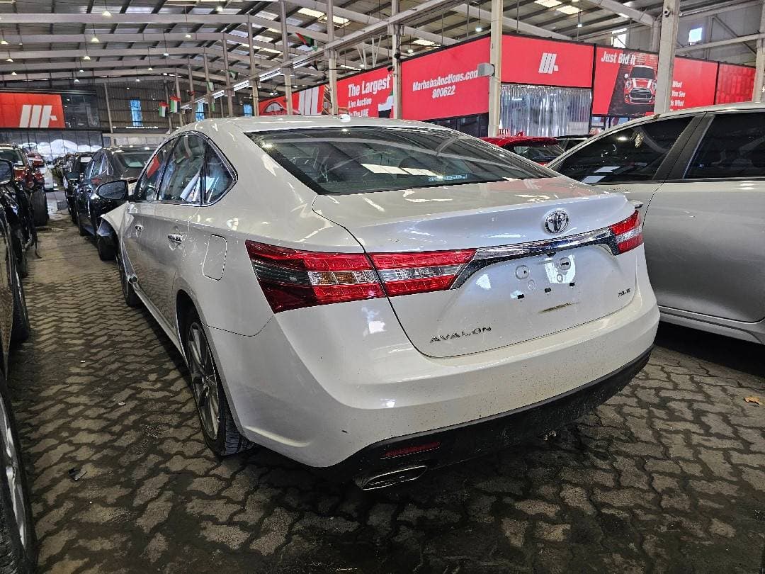 TOYOTA AVALON 2015 vehicle photo