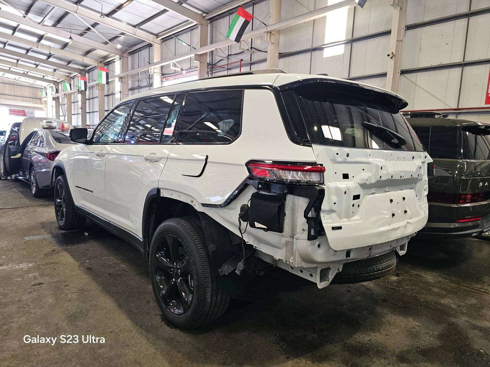 JEEP GRAND CHEROKEE LAREDO 2023 vehicle photo