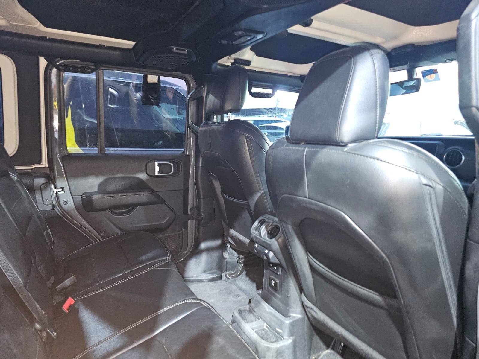 JEEP WRANGLER UNLIMITED SAHARA 2022 view 2
