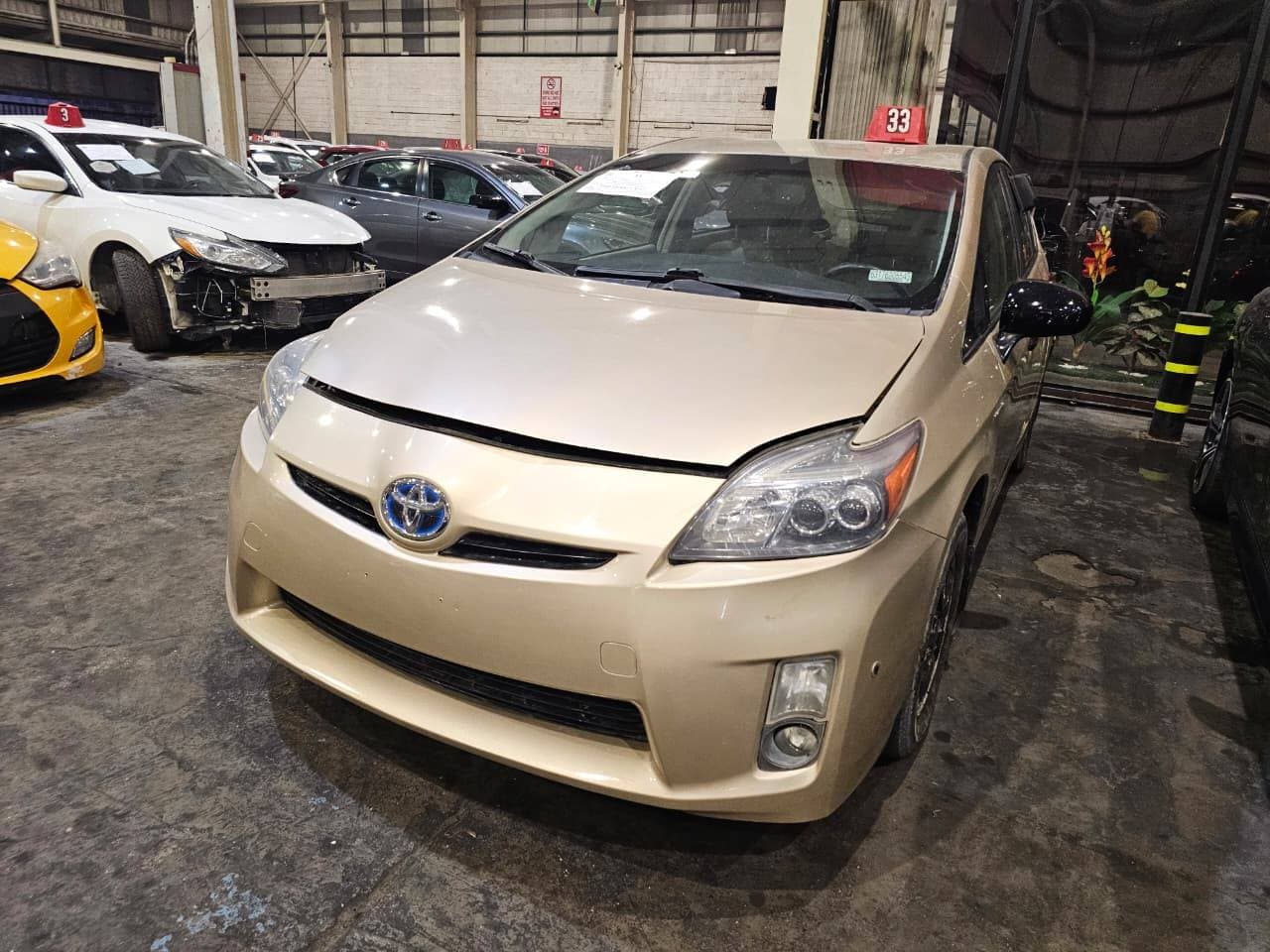 TOYOTA PRIUS 2010 vehicle photo