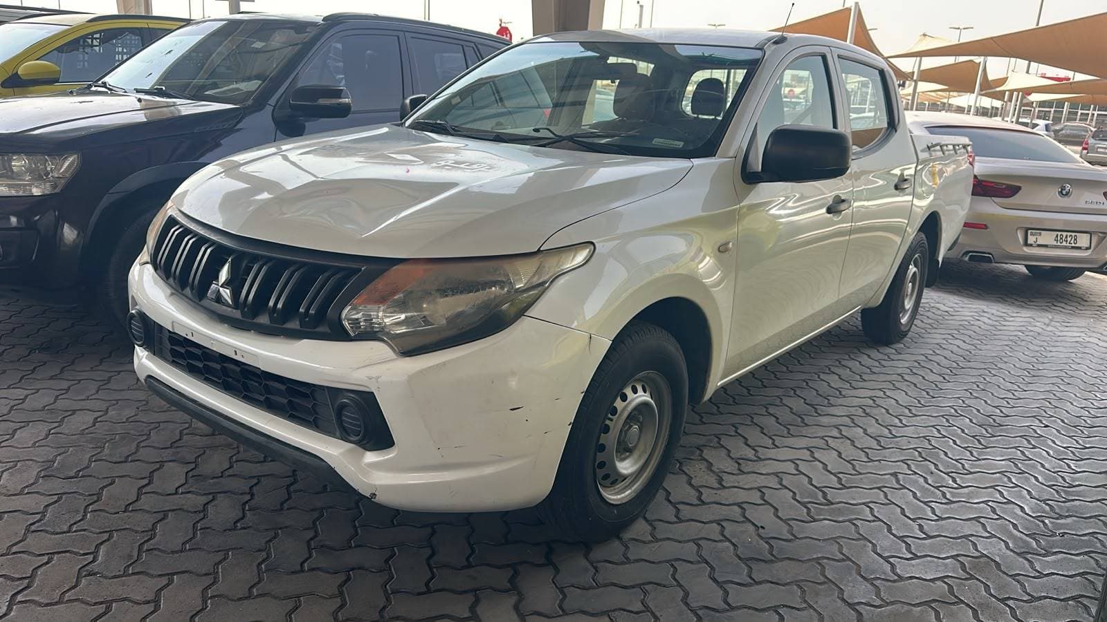 MITSUBISHI pickup 2018 vehicle photo