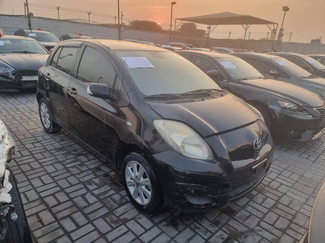 TOYOTA YARIS 2010 vehicle photo