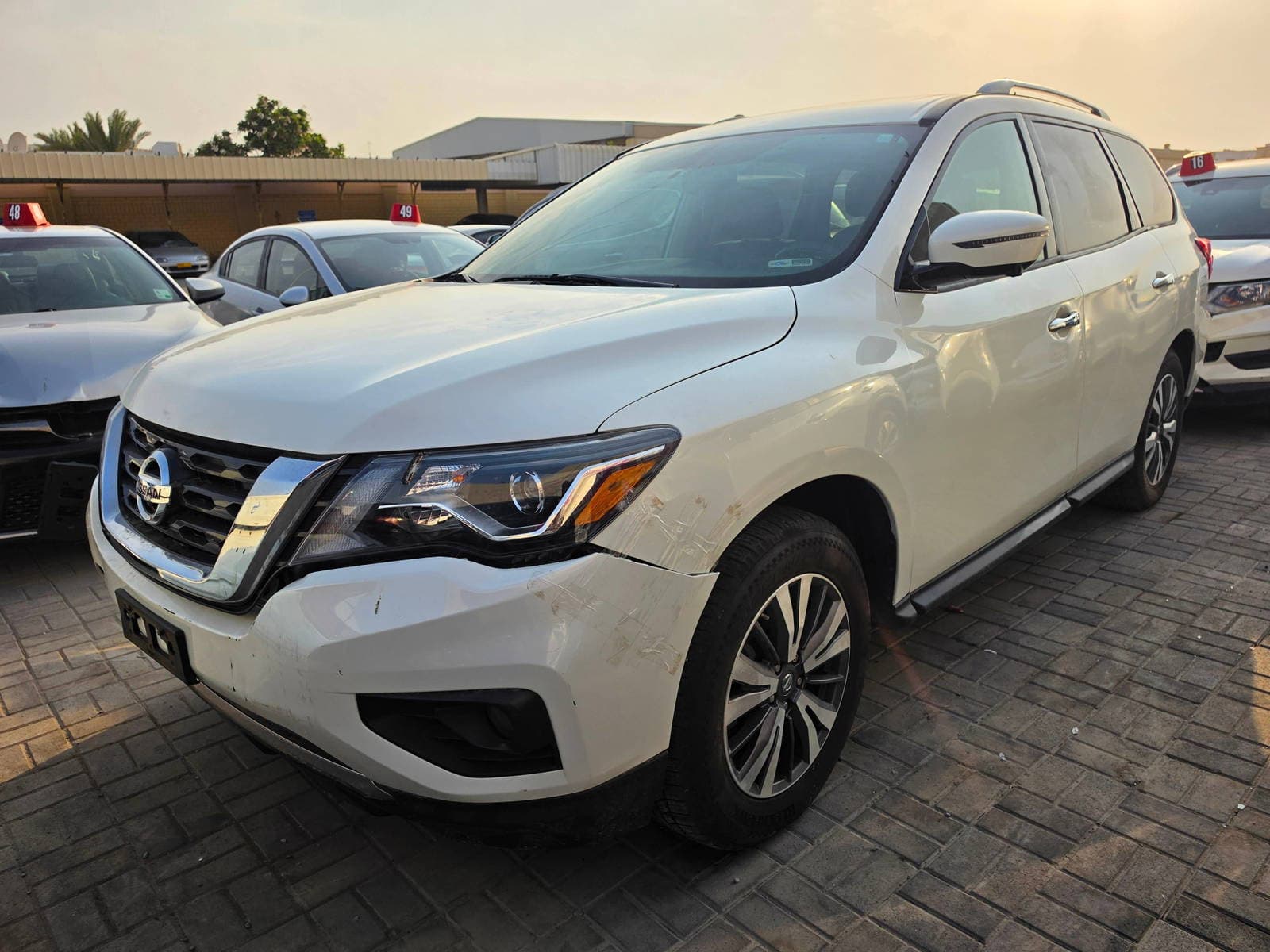 NISSAN PATHFINDER 2017 vehicle photo