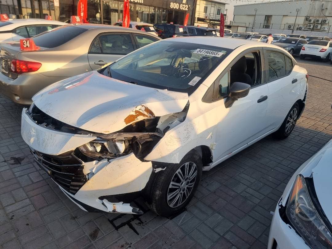 NISSAN VERSA 2023 view 2