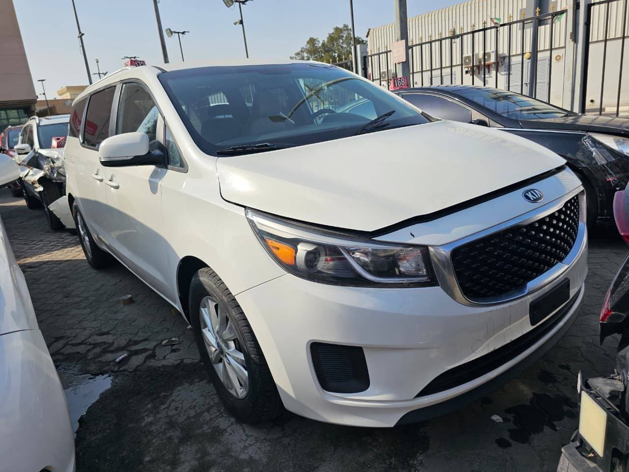KIA SEDONA 2015 vehicle photo
