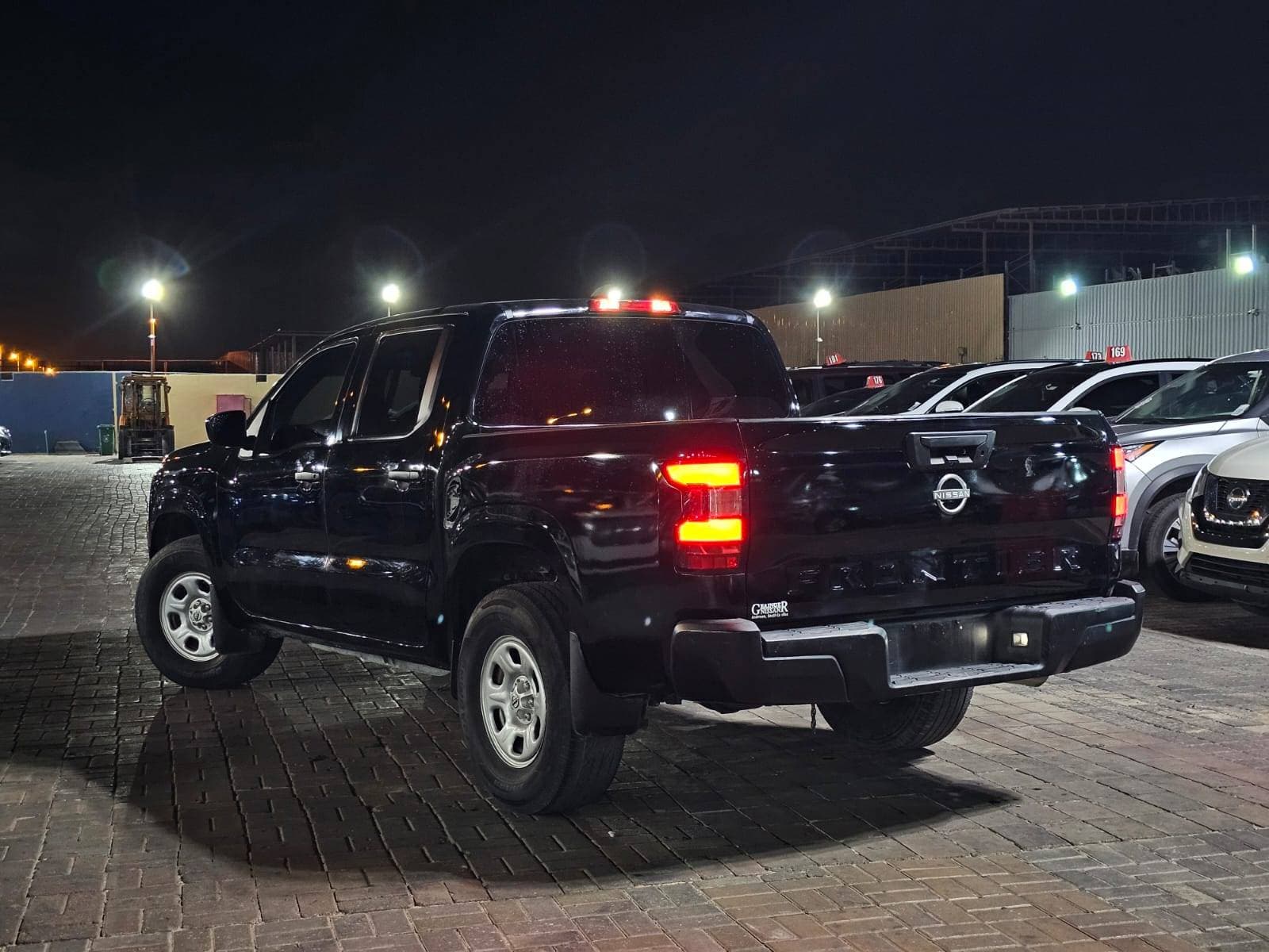 NISSAN FRONTIER 2022 vehicle photo