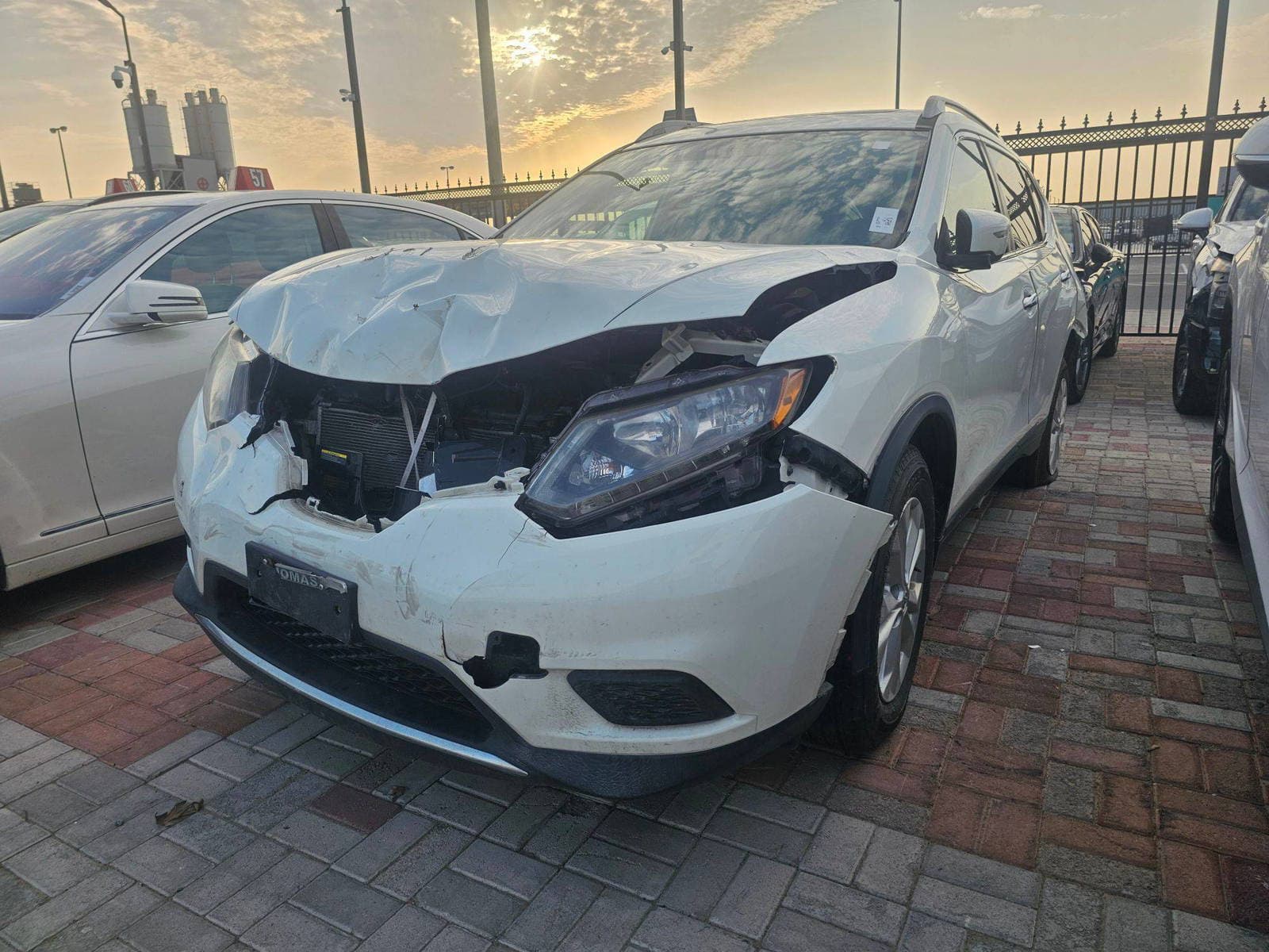 NISSAN ROGUE 2016 view 2