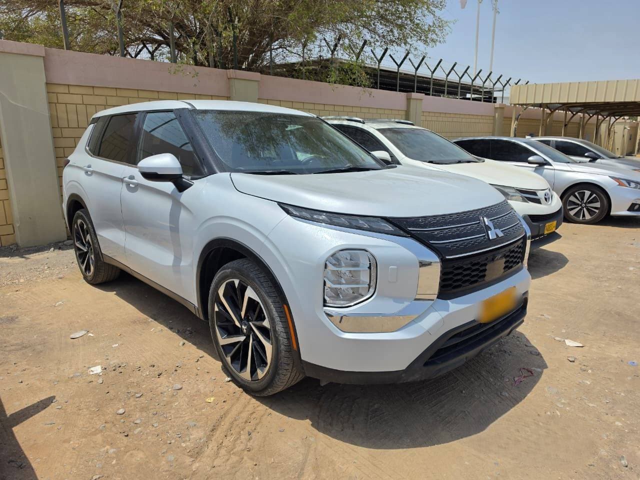 MITSUBISHI OUTLANDER 2022 vehicle photo