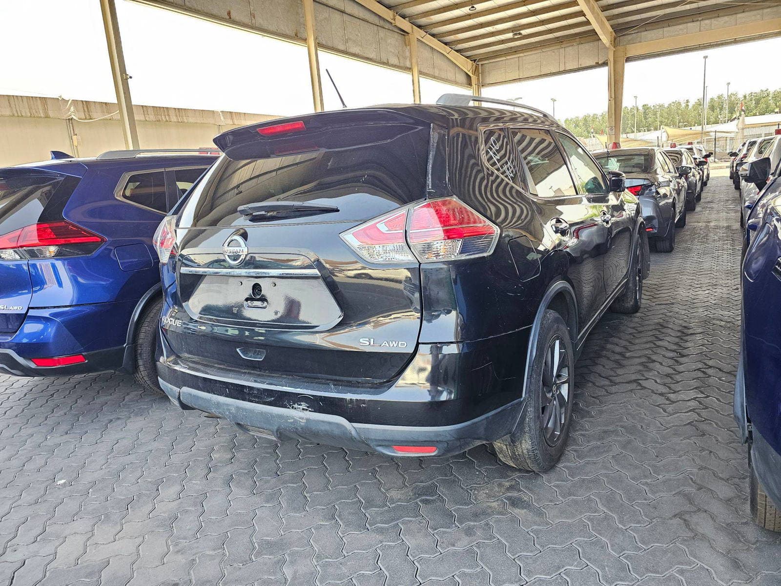 NISSAN ROGUE - Exterior