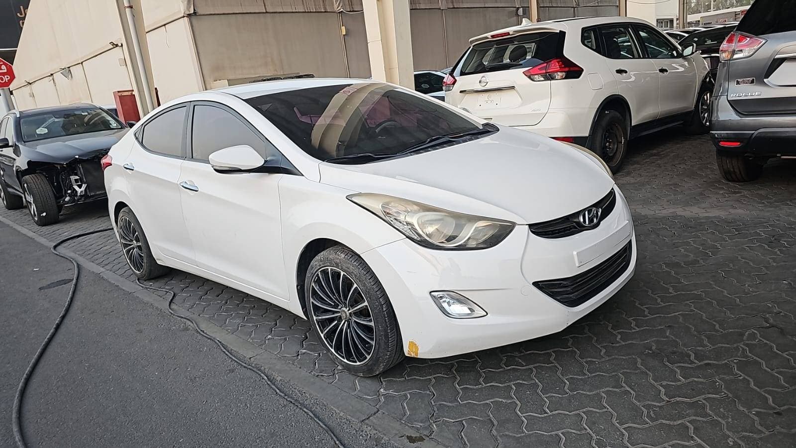 HYUNDAI AVANTE 2012 vehicle photo