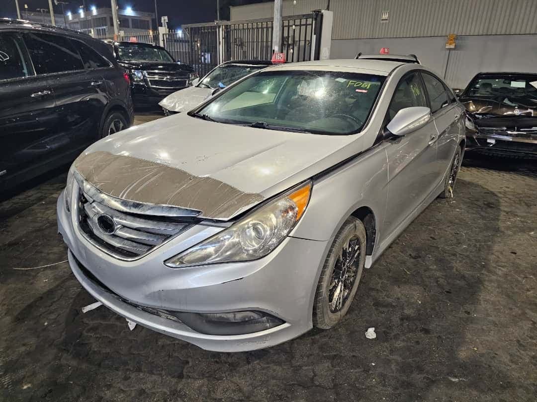 HYUNDAI SONATA 2014 vehicle photo