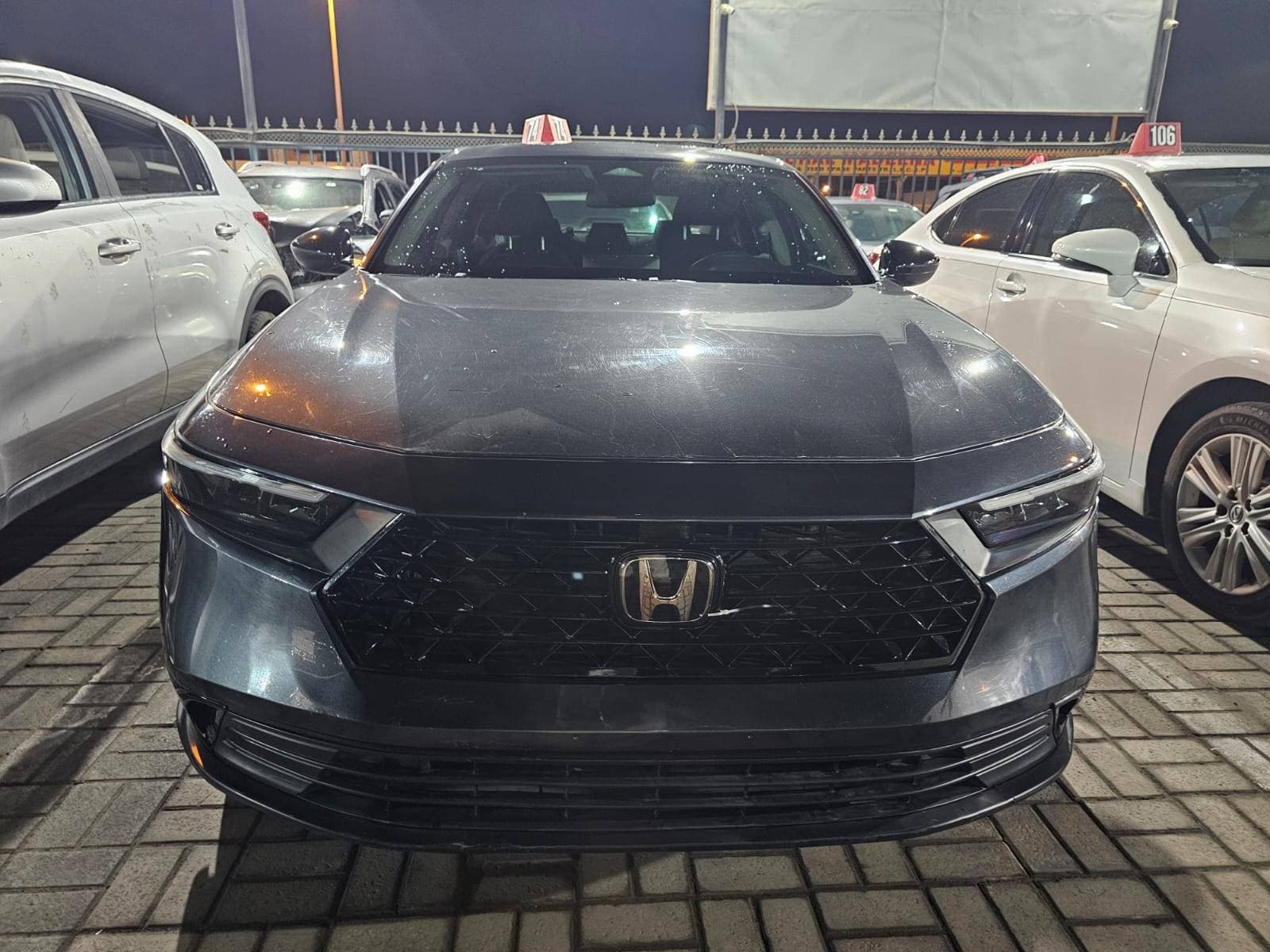 HONDA ACCORD 2025 vehicle photo