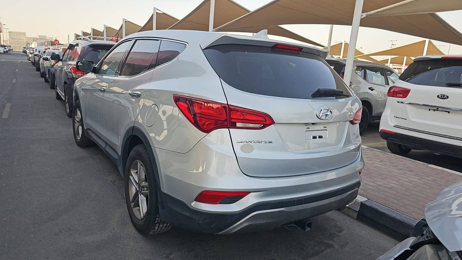 HYUNDAI SANTA FE - Exterior
