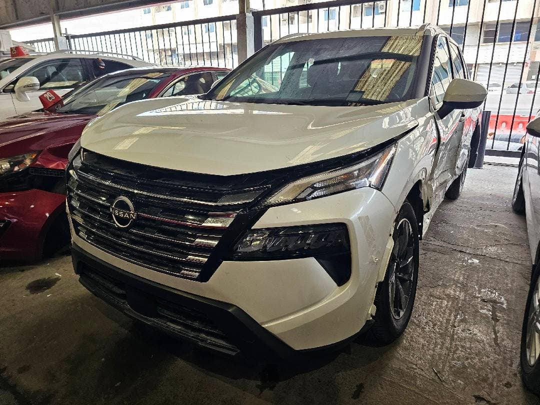 NISSAN ROGUE 2024 vehicle photo