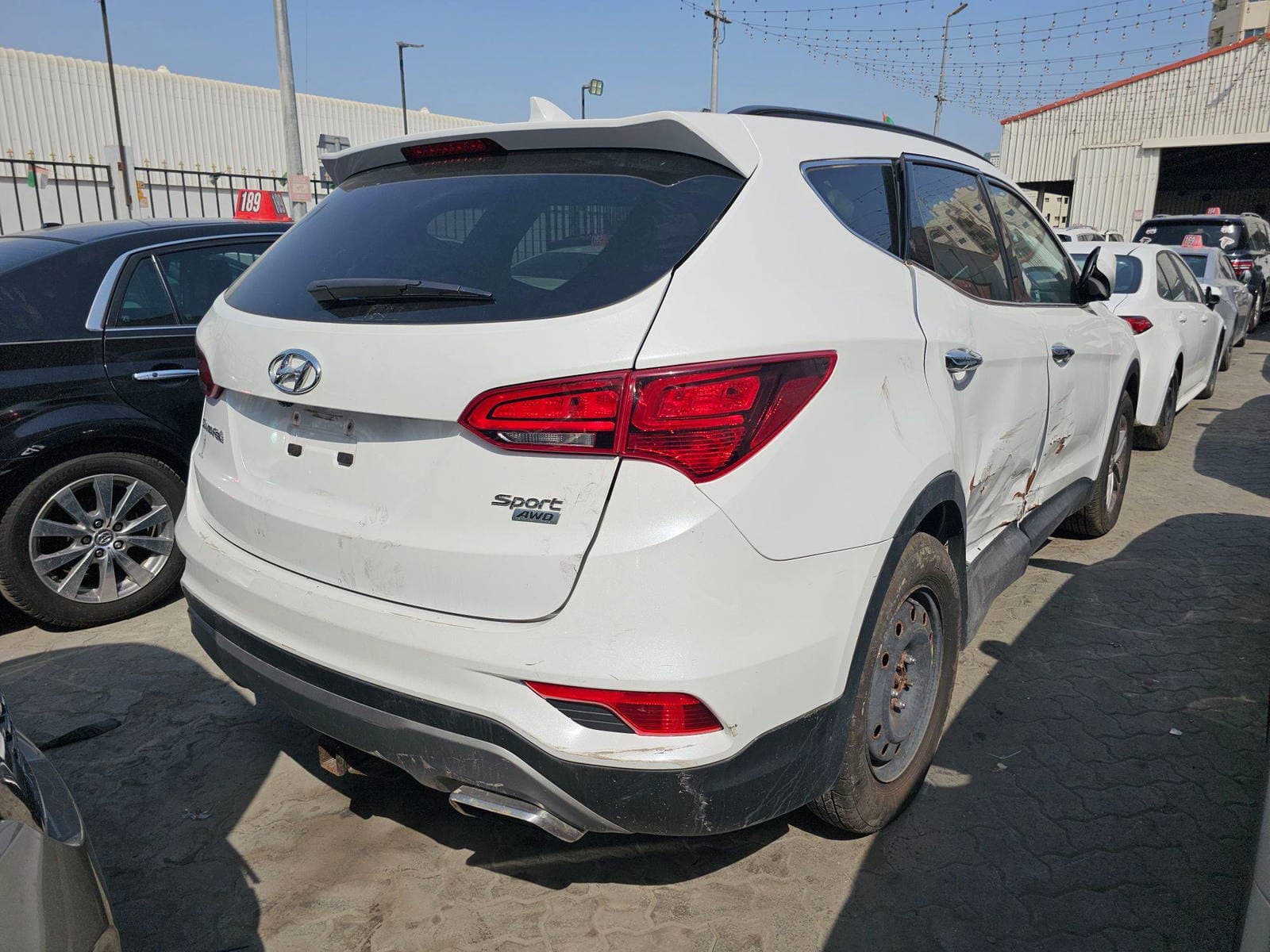 HYUNDAI SANTA FE SPORT 2017 view 4