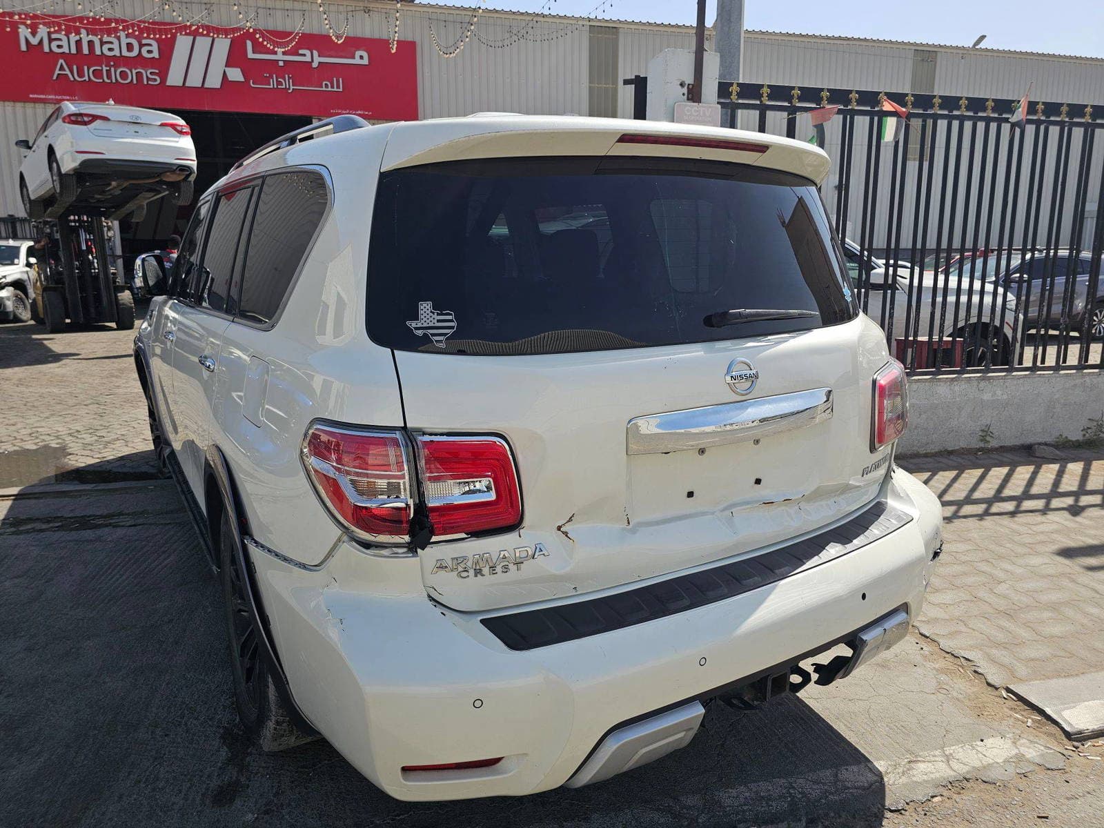 NISSAN ARMADA 2017 view 2