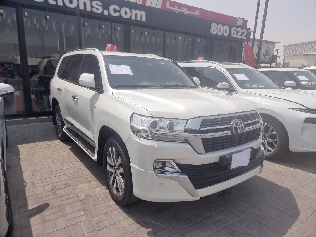 TOYOTA LAND CRUISER 2017 vehicle photo