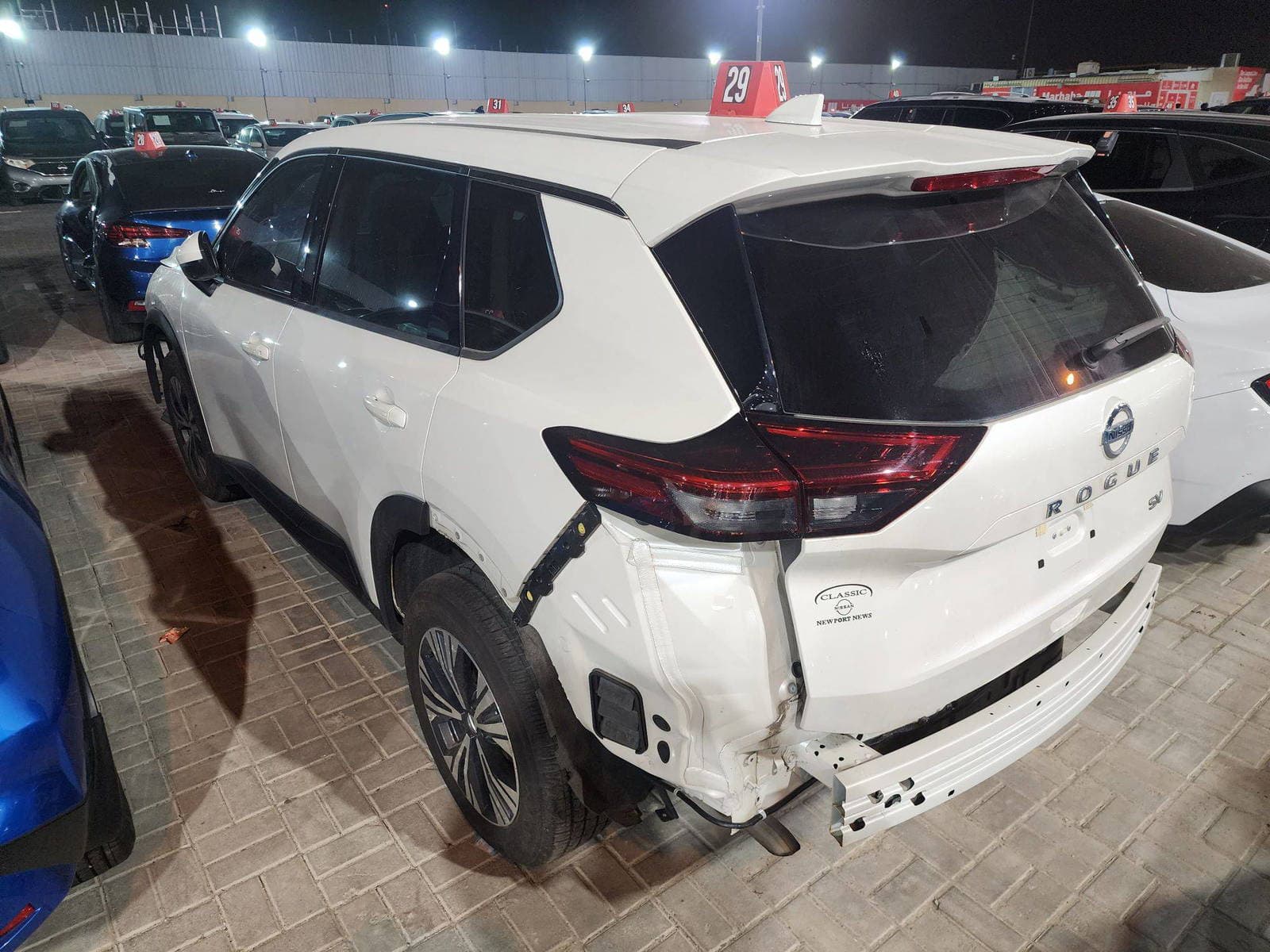 NISSAN ROGUE 2021 view 2
