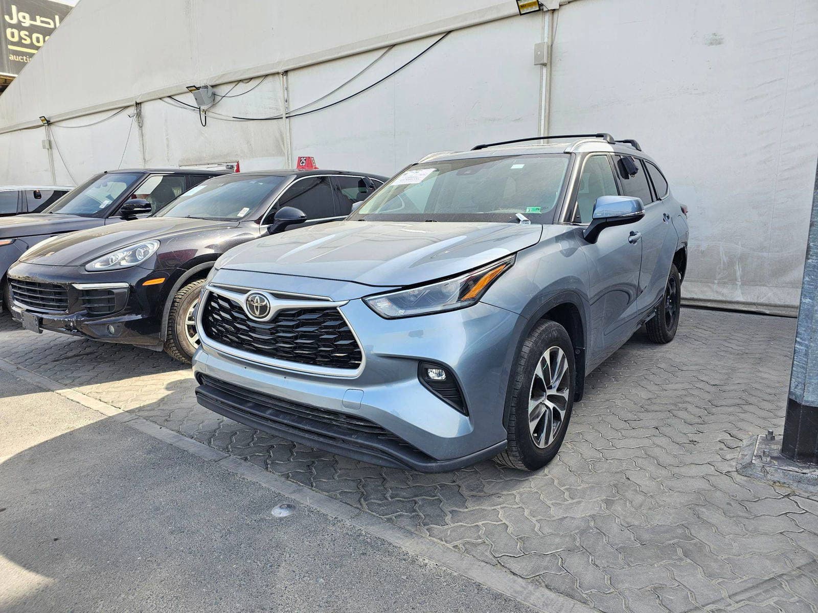 TOYOTA HIGHLANDER 2021 vehicle photo