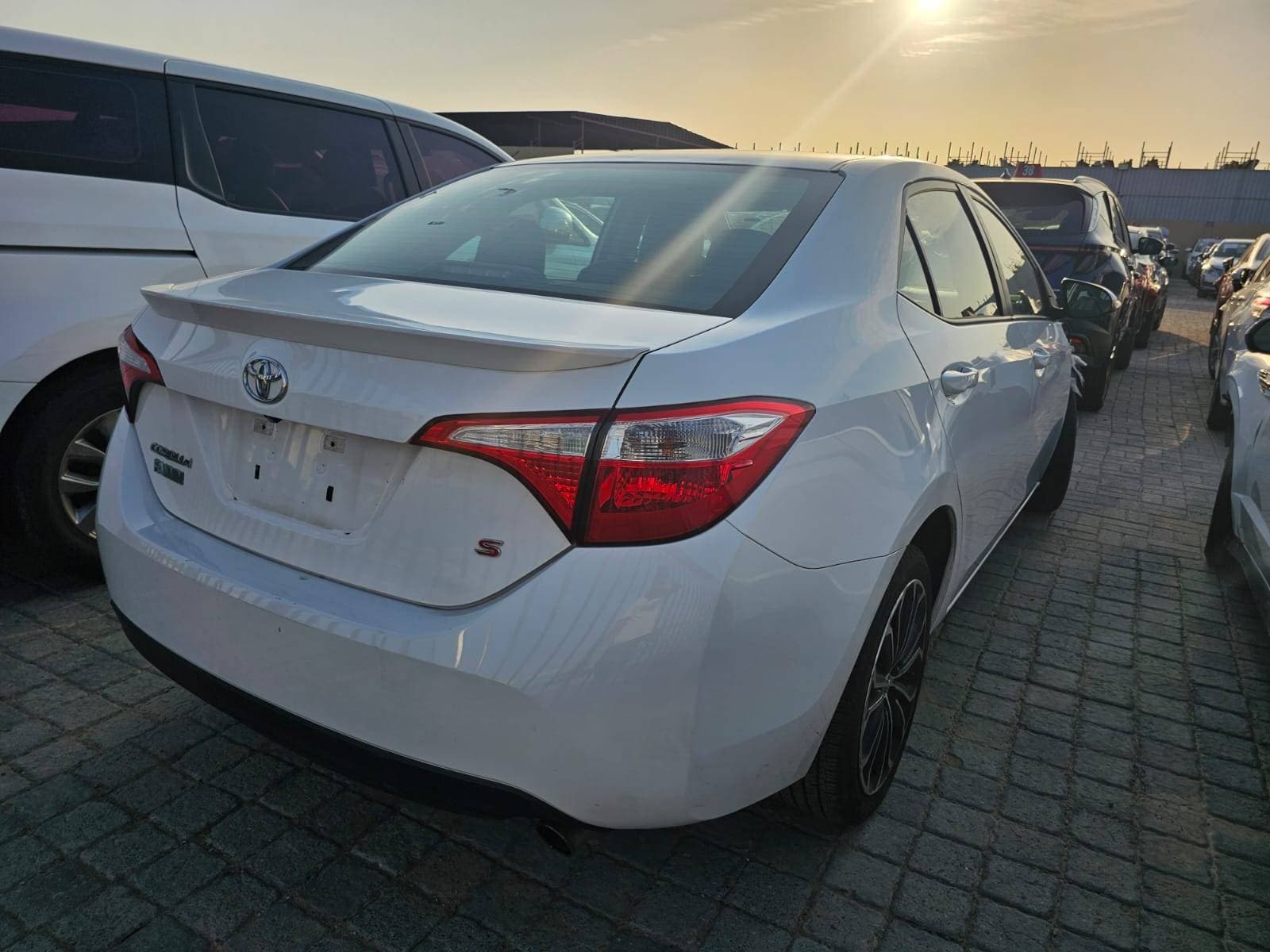 TOYOTA COROLLA 2014 vehicle photo