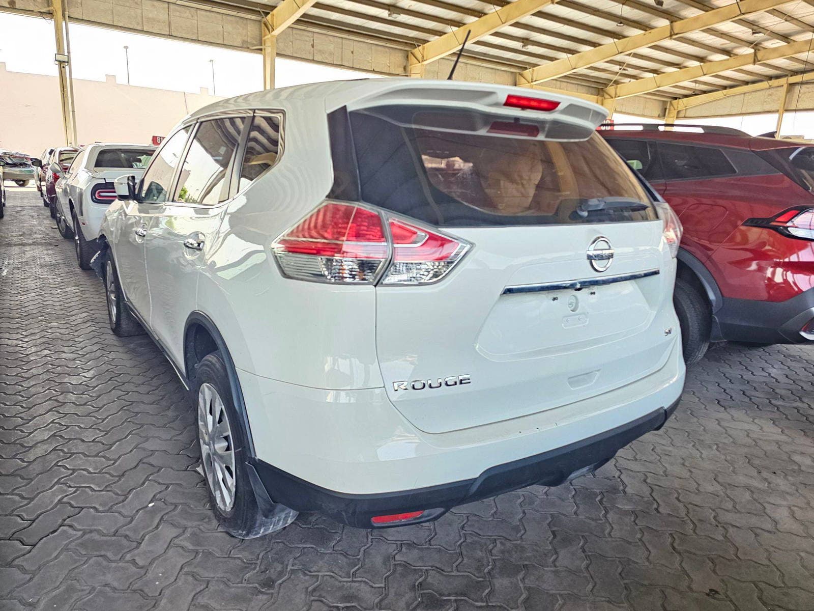 NISSAN ROGUE - Exterior