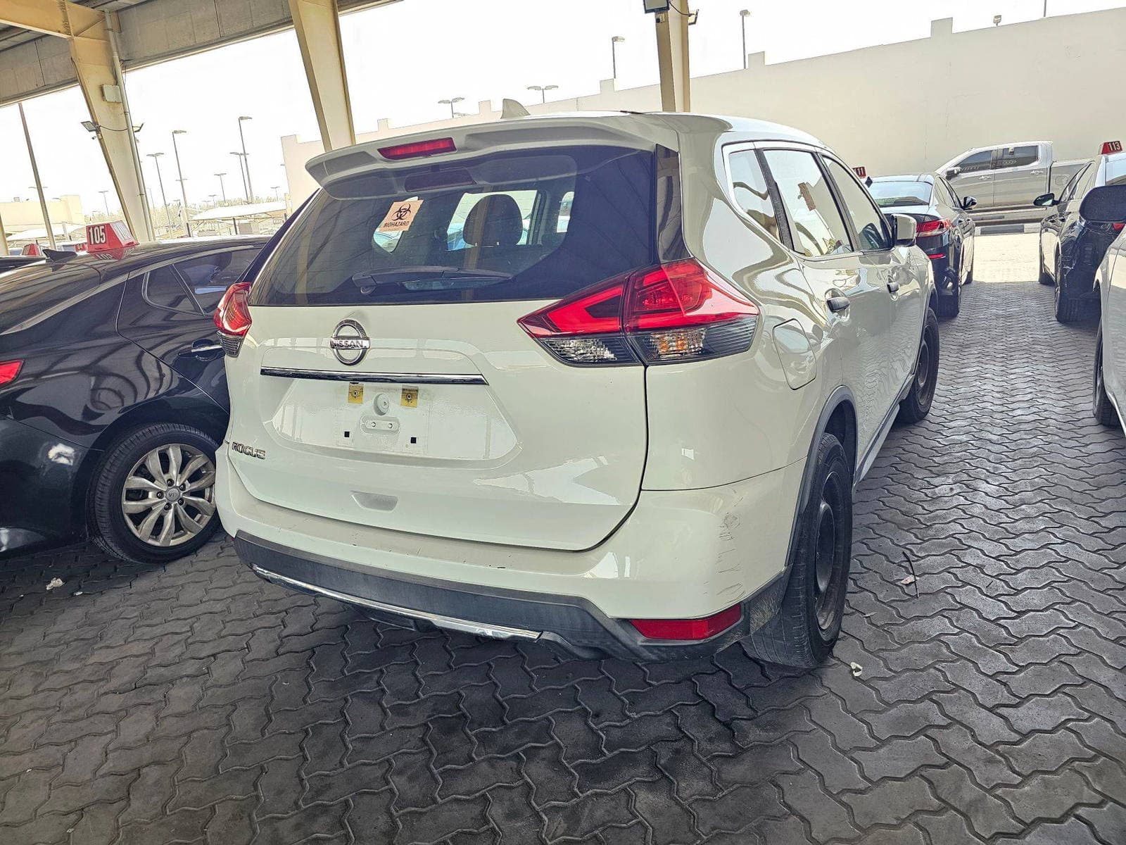 NISSAN ROGUE 2017 view 2