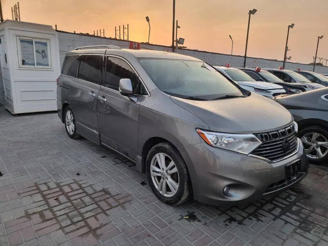 NISSAN QUEST 2012 vehicle photo